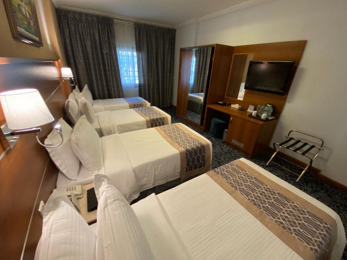 Classic Quadruple Room