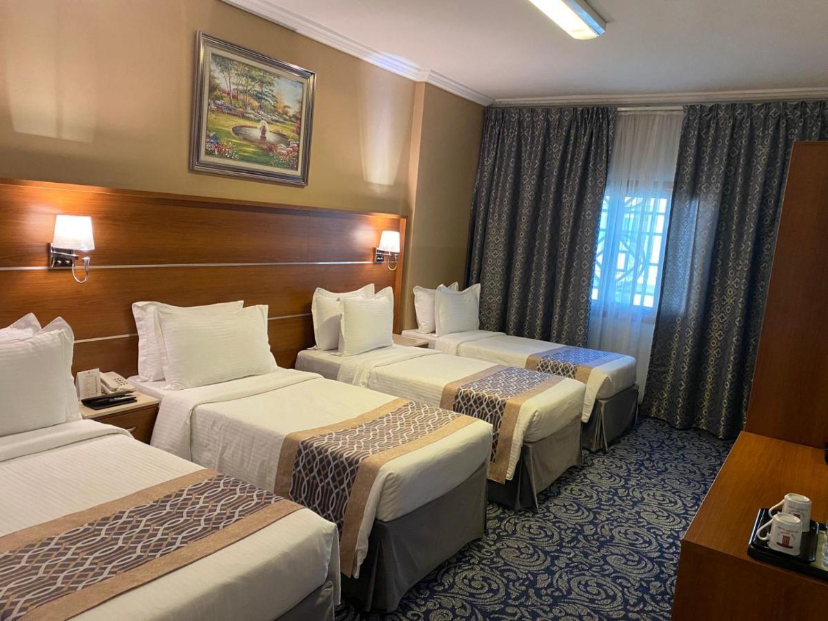 Classic Quadruple Room