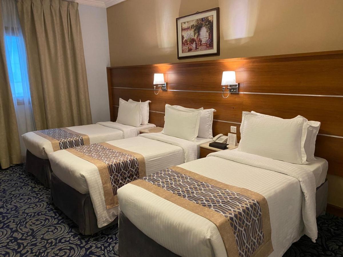 Basic Triple Room