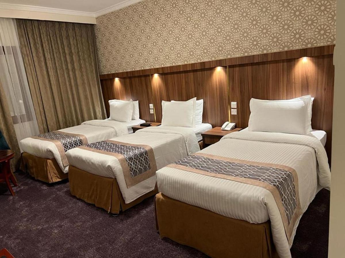 Basic Triple Room