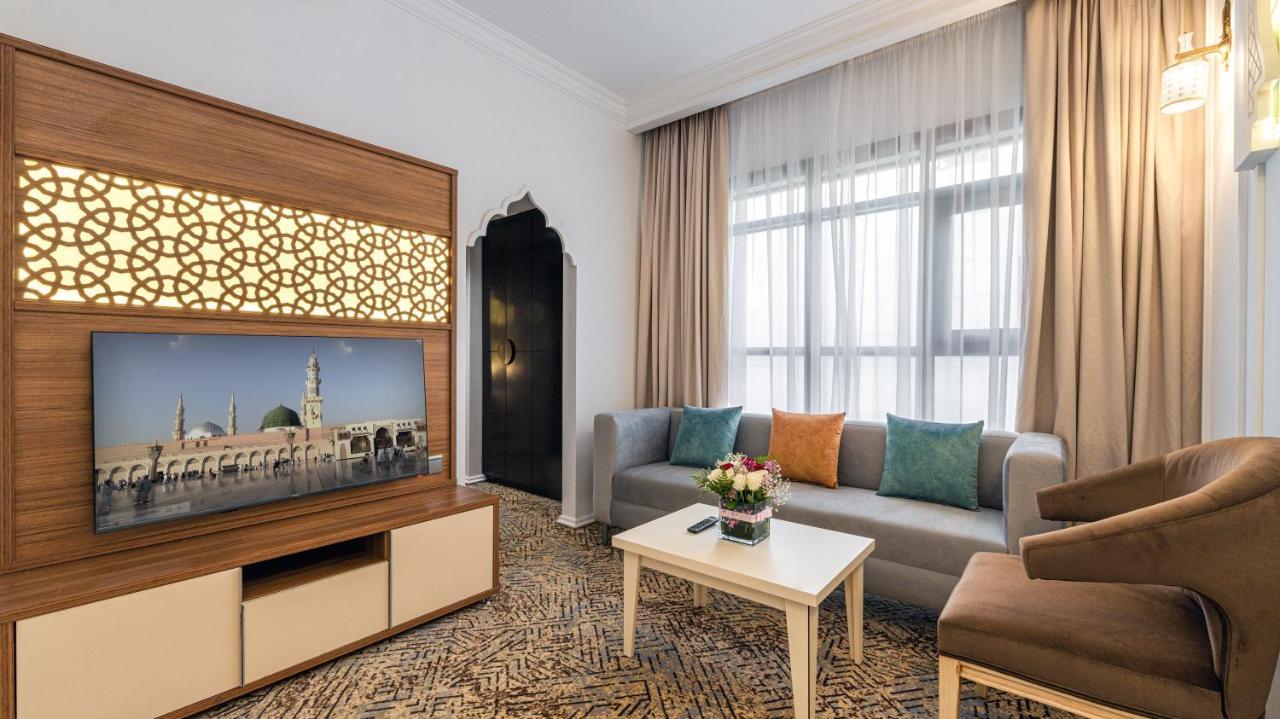 Deluxe Junior Suite