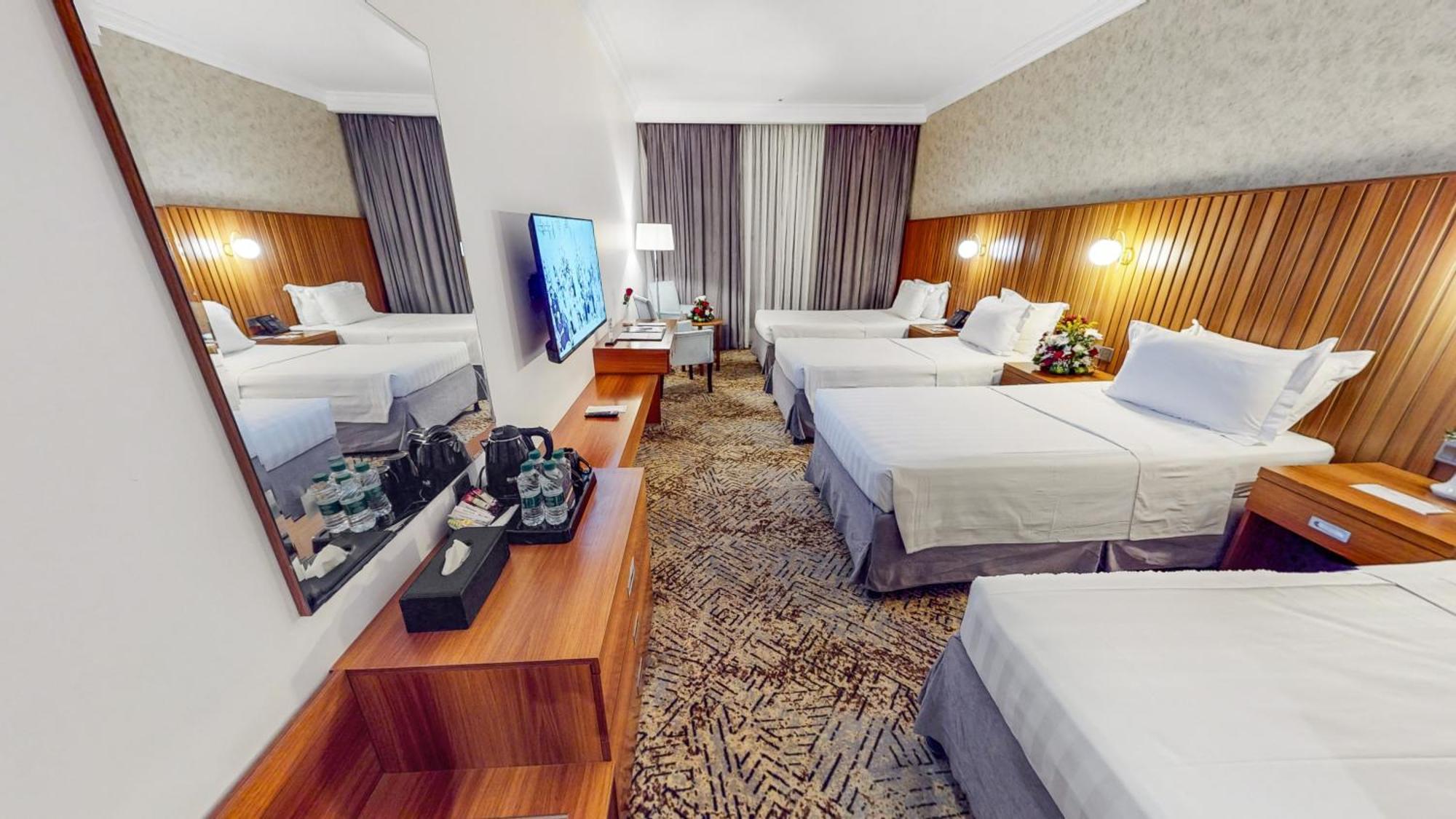 Classic Quadruple Room