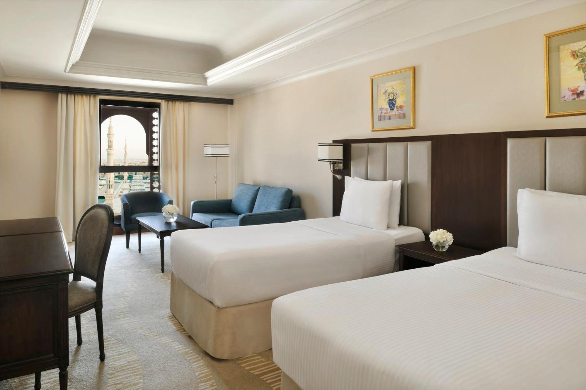 Deluxe Twin Room Haram View