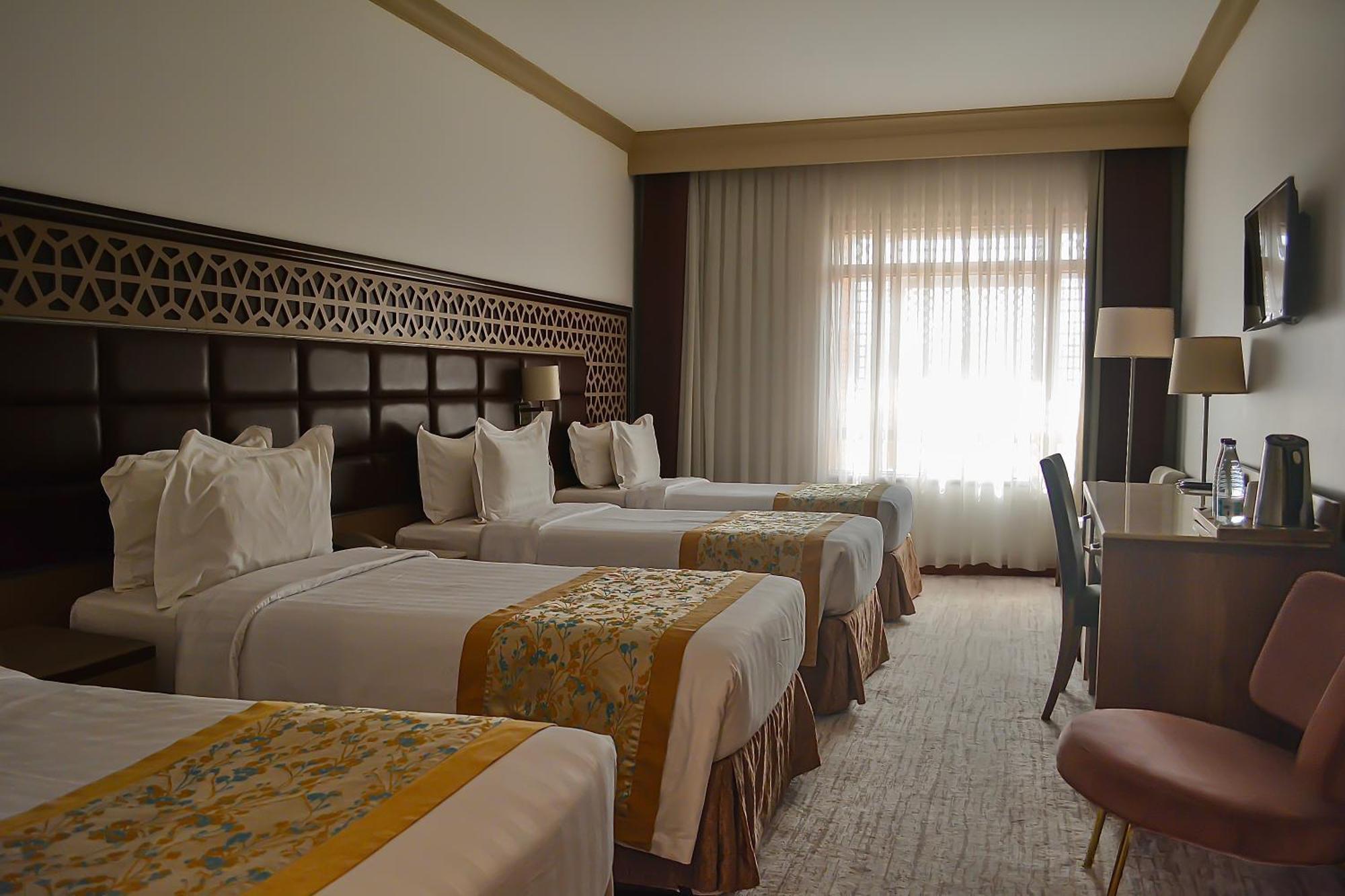Basic Triple Room