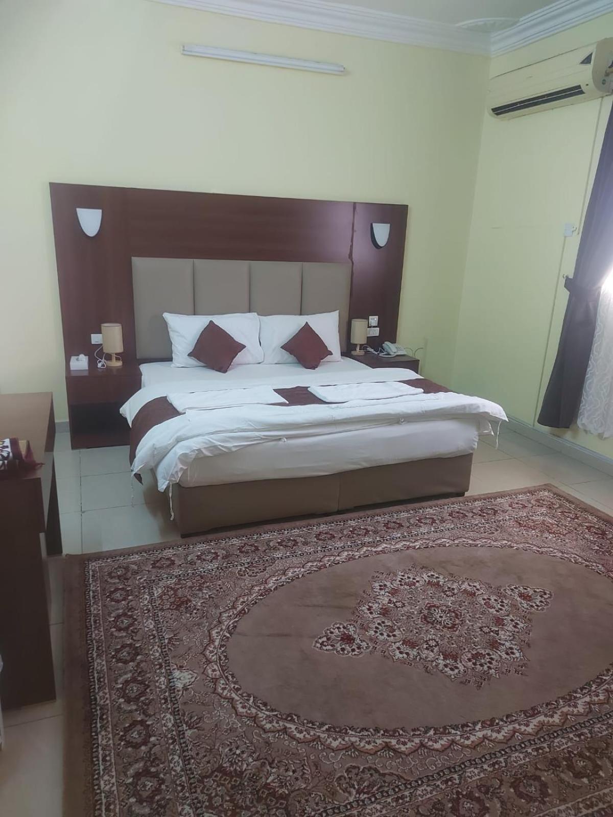 Double Room Private Bathroom