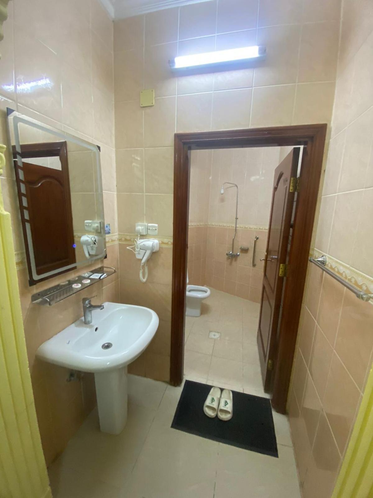 Double Room Private Bathroom