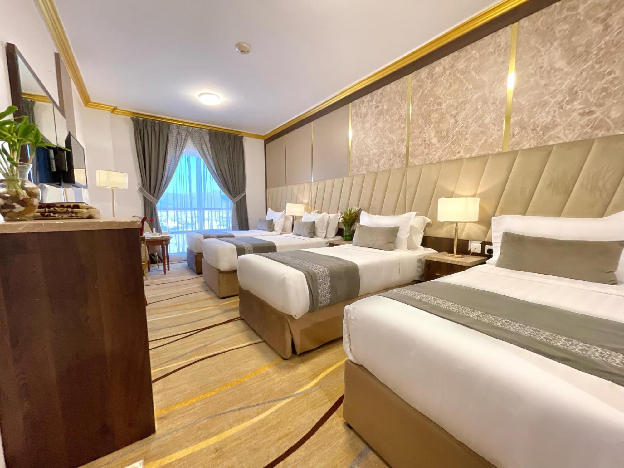 Standard Quadruple Room