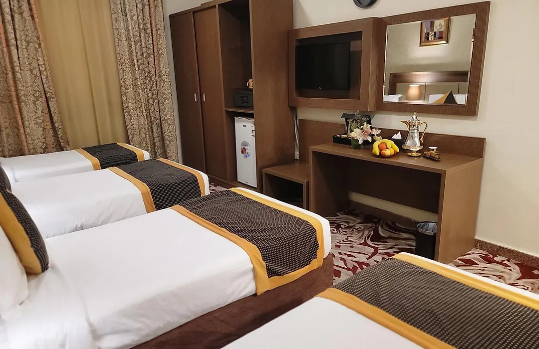 Qasr Al Ansar Golden Tulip Hotel-1