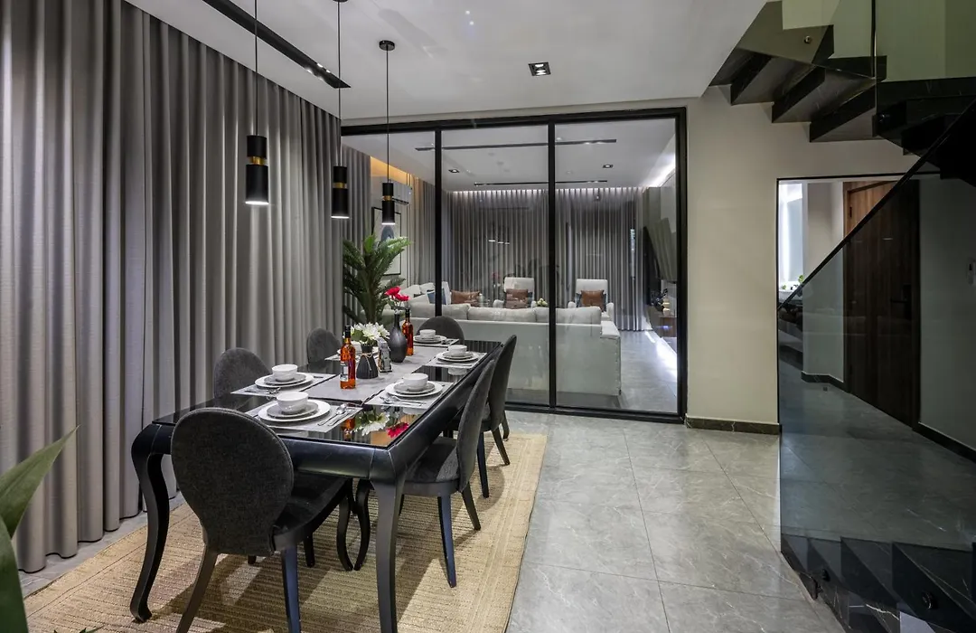 Super Luxury Sweethome-1