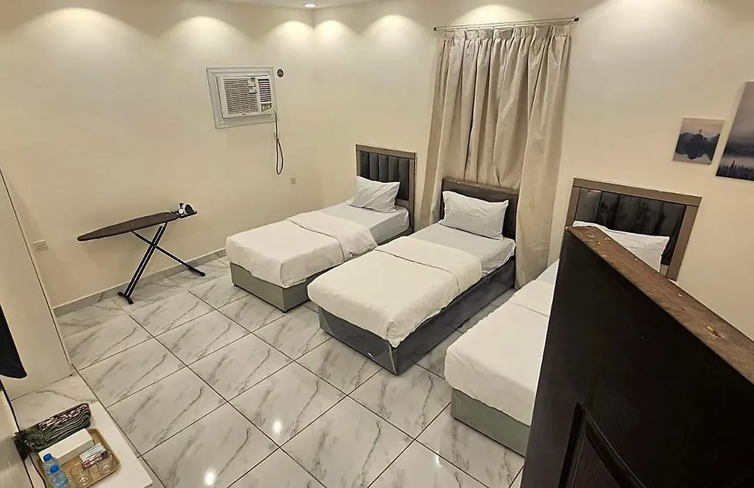 Comfortable & Big Family Apartments 10Mins Drive To Al-Masjid -Nabawi-1