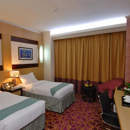 Gloria Al Madinah Al Fayroz Al Massi-2