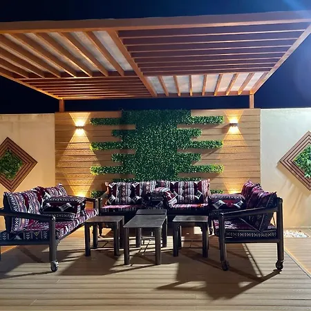 Traveler Rooms 2-3