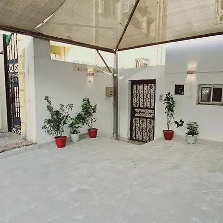 إقامة راقية قرب المسجد النبوي 2-3