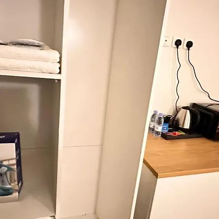 جناح فاخر بغرفتي نوم قريب المسجد النبوي 309 دخّول ذاتي Self check in-3