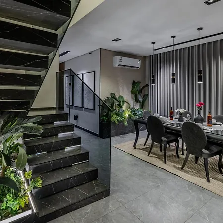 Super Luxury Sweethome-2