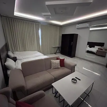 Sara Suite-3
