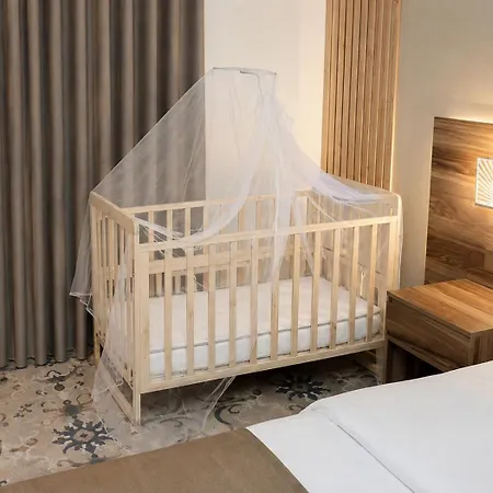 Luxury & Modern Brand New Family Apartments-2