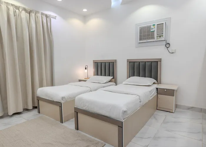 Comfortable & Big Family s 10Mins Drive To Al-Masjid -Nabawi