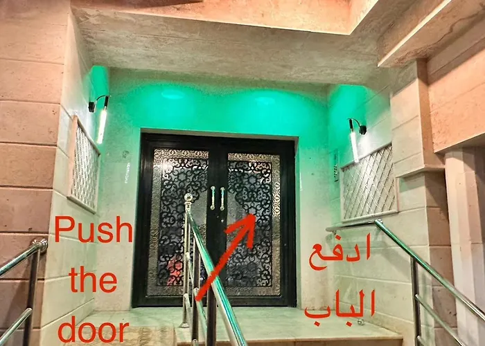 شقة حديثة 3-5 دقائق للمسجد النبوي دخّول ذاتي Self check in GF9