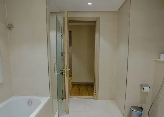 فندق رؤيا الاندلس النخبة - Roaya Alandalus Elite Hotel