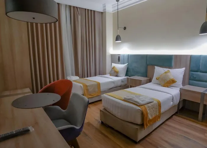 فندق رؤيا الاندلس النخبة - Roaya Alandalus Elite Hotel