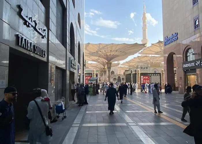 شقة فاخرة على ساحات المسجد النبوي الشريف