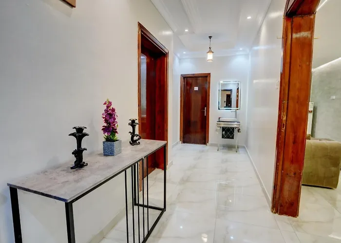 Al Bayt Al Madini Suites البيت المديني للأجنحة السكنية الخاصة