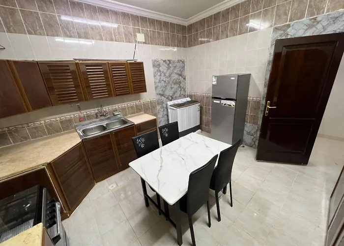 زهرة حسن