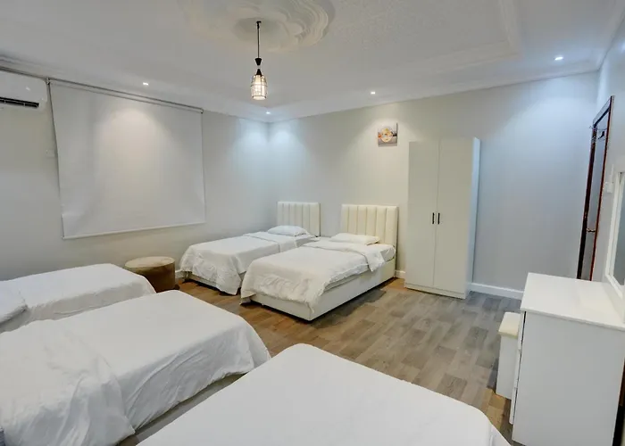 Al Bayt Al Madini Suites البيت المديني للأجنحة السكنية الخاصة